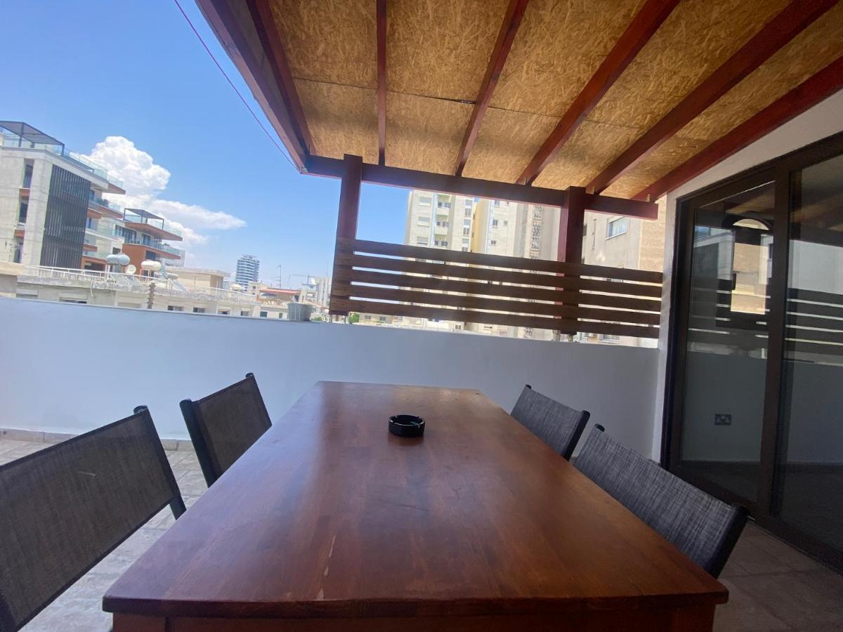 Philip Spacious Apartment ليماسول المظهر الخارجي الصورة