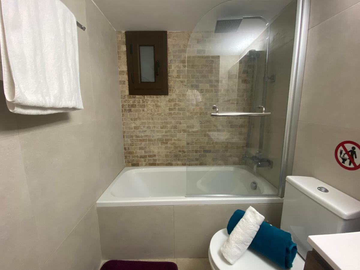 Philip Spacious Apartment ليماسول المظهر الخارجي الصورة