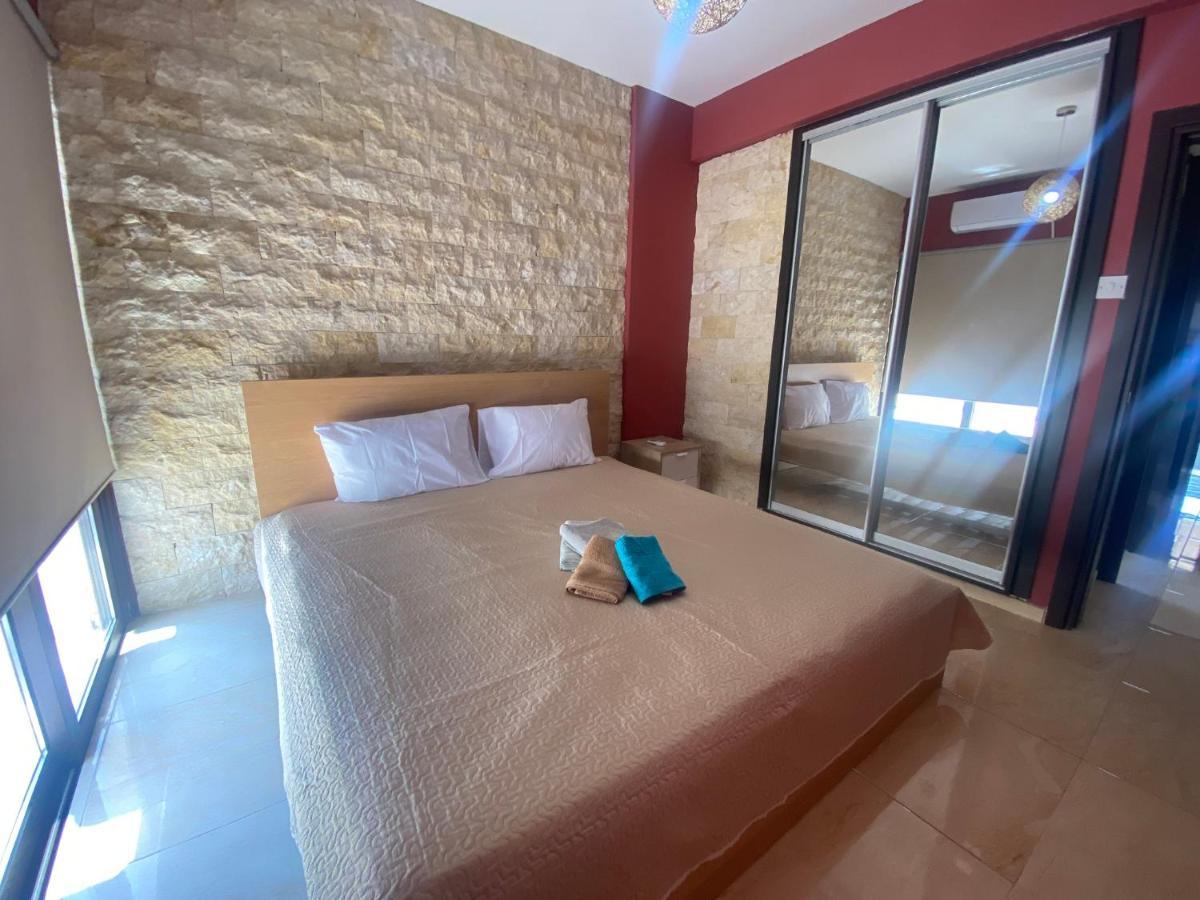 Philip Spacious Apartment ليماسول المظهر الخارجي الصورة