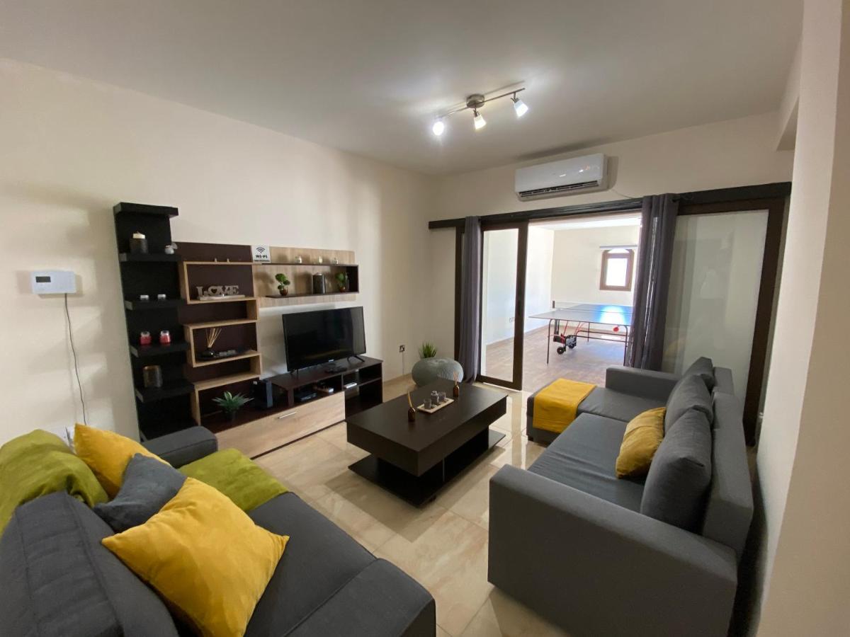 Philip Spacious Apartment ليماسول المظهر الخارجي الصورة